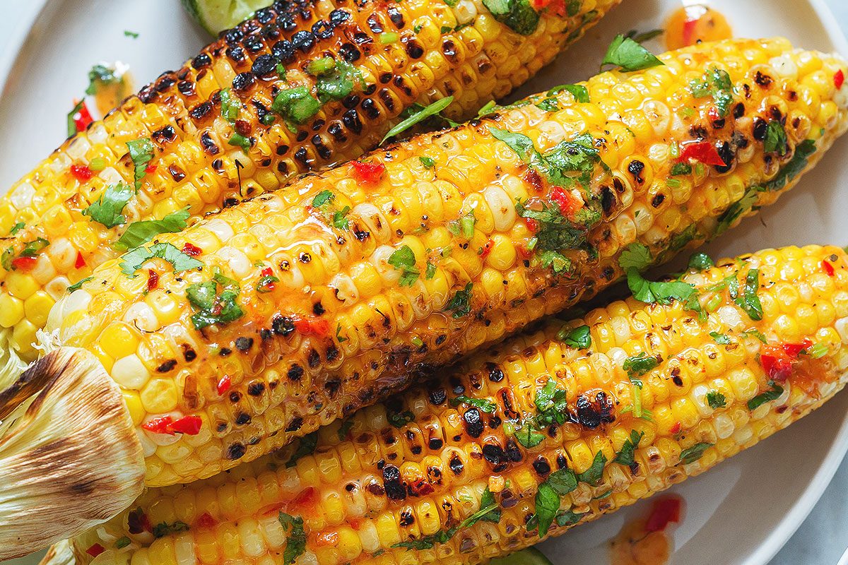 Grilled Chili Lime Butter Corn on the Cob - #recipe by #eatwell101®