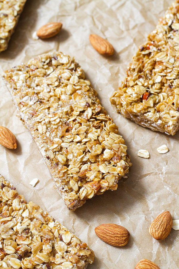 Homemade Healthy Granola Bars - #recipe by #eatwell101 - https://www.eatwell101.com/homemade-chewy-healthy-granola-bars-recipe