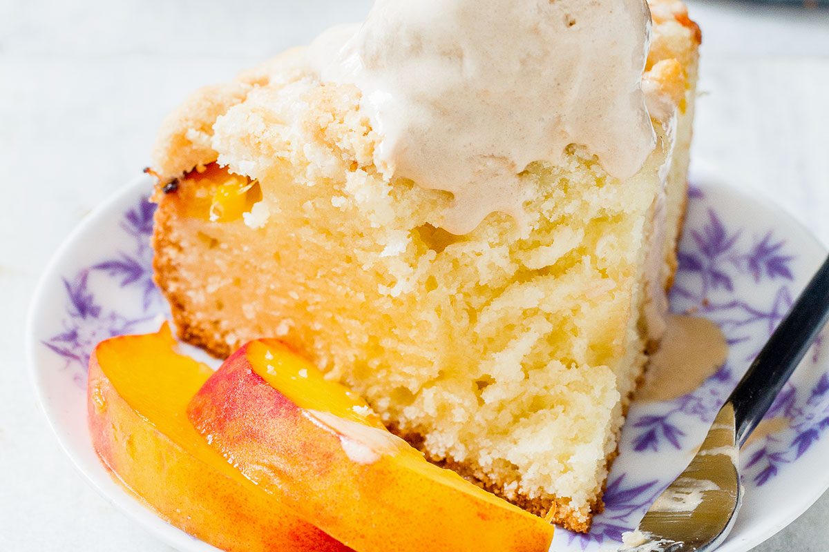 Peach Crumble Cake