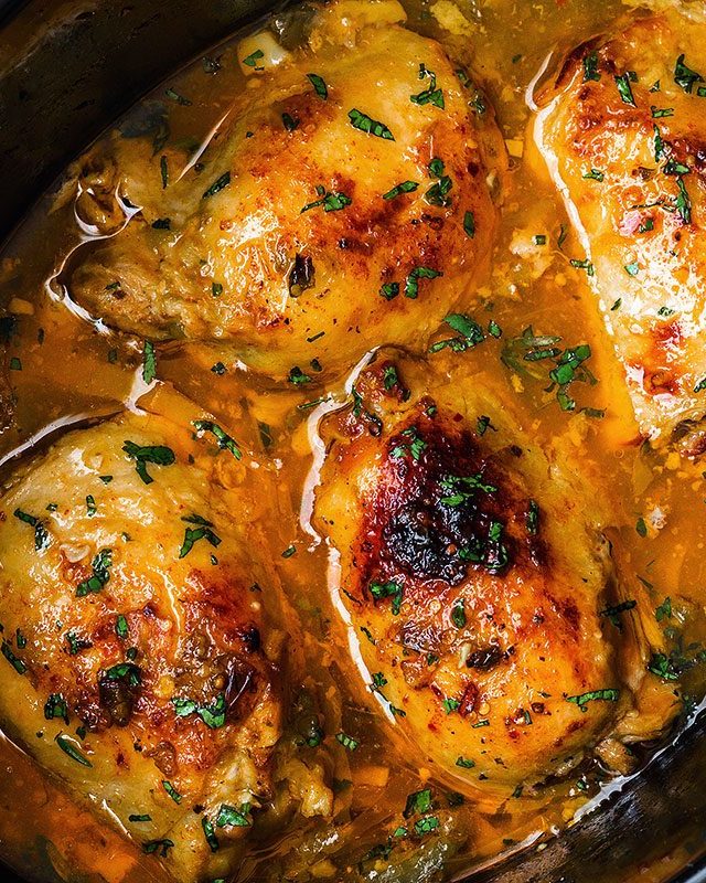 Crockpot Salsa Verde Chicken - #recipe by #eatwell101 - https://www.eatwell101.com/crockpot-salsa-verde-chicken