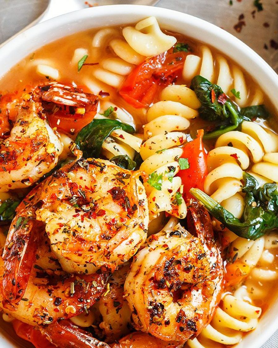 Instant Pot Pasta Soup with Shrimp - #recipe by #eatwell101 - https://www.eatwell101.com/instant-pot-soup-recipe-shrimp-pasta