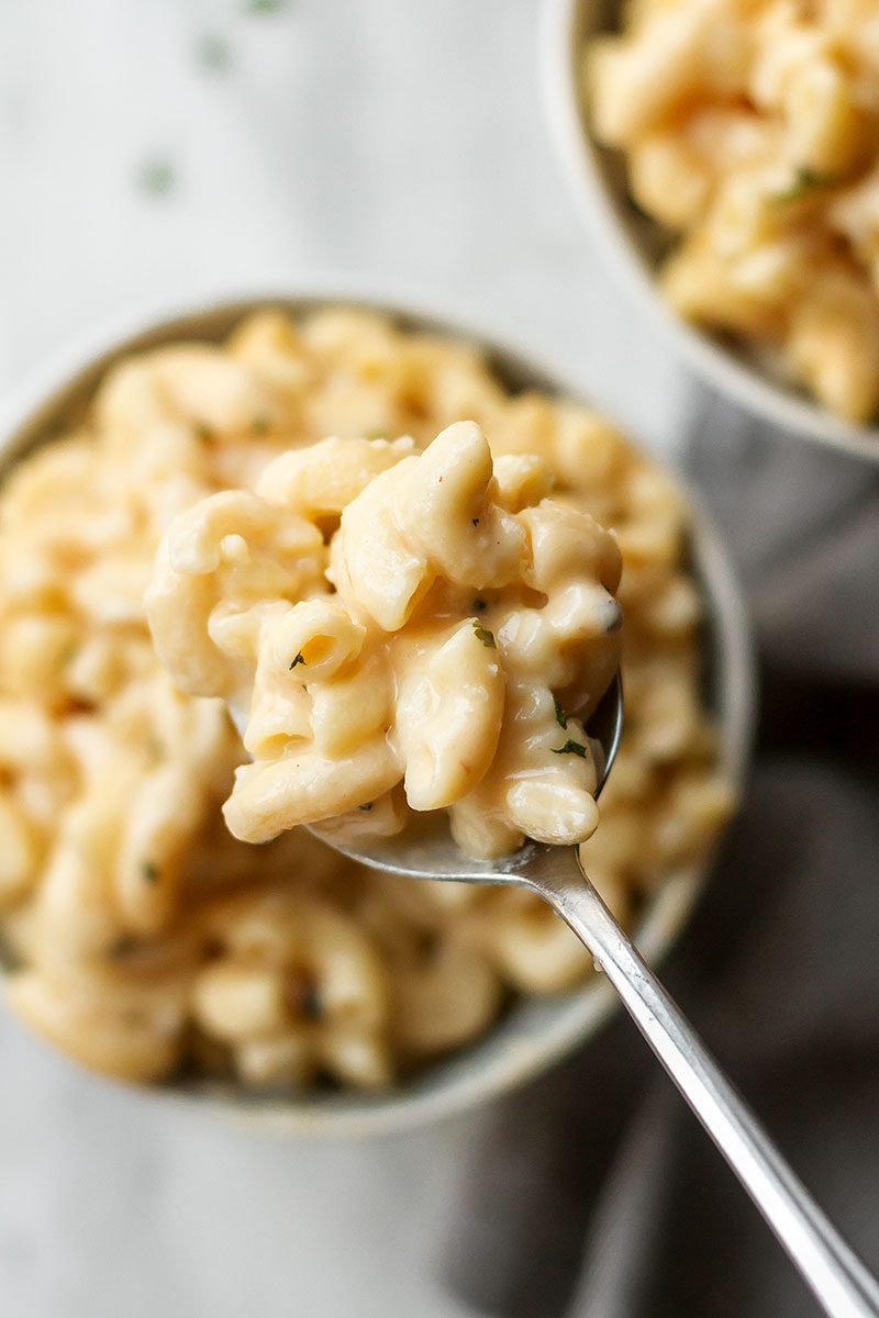 Instant Pot mac and cheese — Pure deliciousness, comfort and pleasure! Comfort food at its best for an instant dinner!
