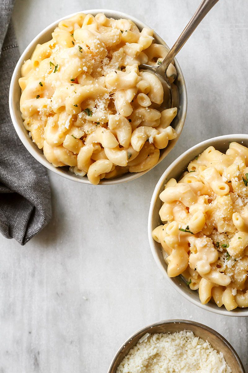 Instant Pot mac and cheese — Pure deliciousness, comfort and pleasure! Comfort food at its best for an instant dinner!
