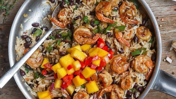 Spicy Jerk Shrimp, Rice and Black Beans - #recipe by #eatwell101 - https://www.eatwell101.com/jerk-shrimp-black-bean-rice