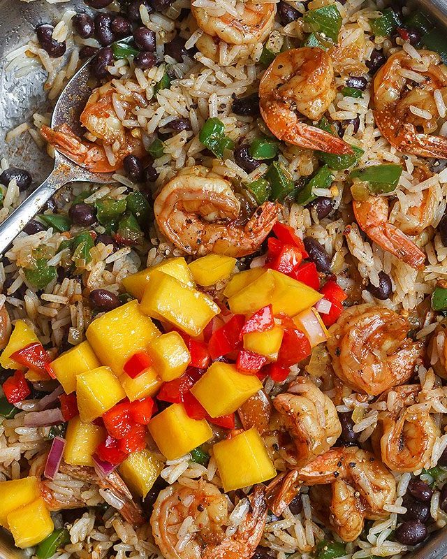Spicy Jerk Shrimp, Rice and Black Beans - #recipe by #eatwell101 - https://www.eatwell101.com/jerk-shrimp-black-bean-rice