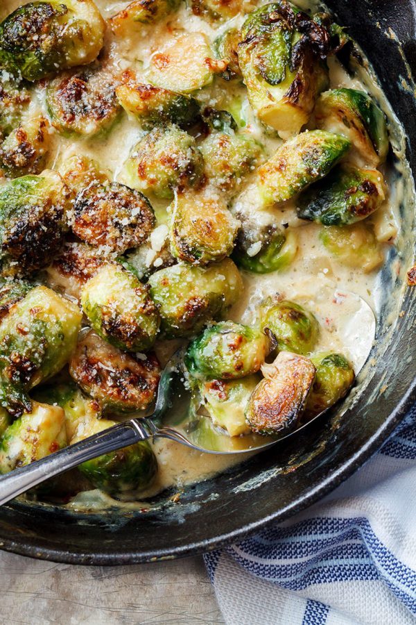 Creamy Brussels Sprouts Gratin - #recipe by #eatwell101 - https://www.eatwell101.com/brussels-sprouts-gratin-recipe