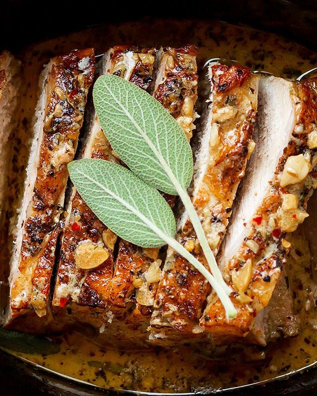Crockpot Creamy Garlic Pork Loin - #recipe by #eatwell101 - https://www.eatwell101.com/crockpot-pork-loin-recipe