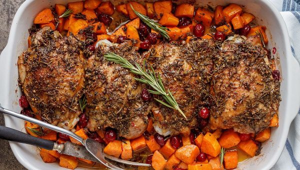 Garlic-Herb Butter Roasted Turkey Thighs - #recipe by #eatwell101 - https://www.eatwell101.com/roasted-turkey-thighs-recipe