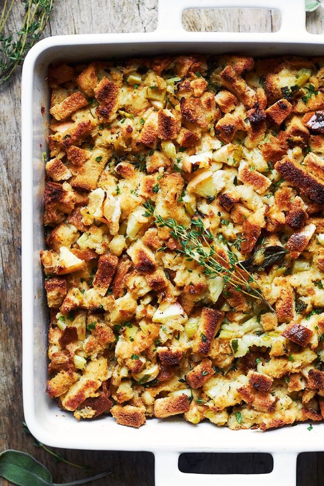 Thanksgiving Apple Sage Stuffing