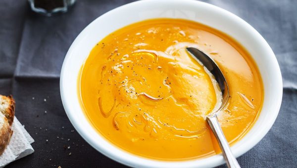 Butternut Squash Cleansing Detox Soup - #recipe by #eatwell101 - https://www.eatwell101.com/veggies-cleansing-detox-soup-recipe