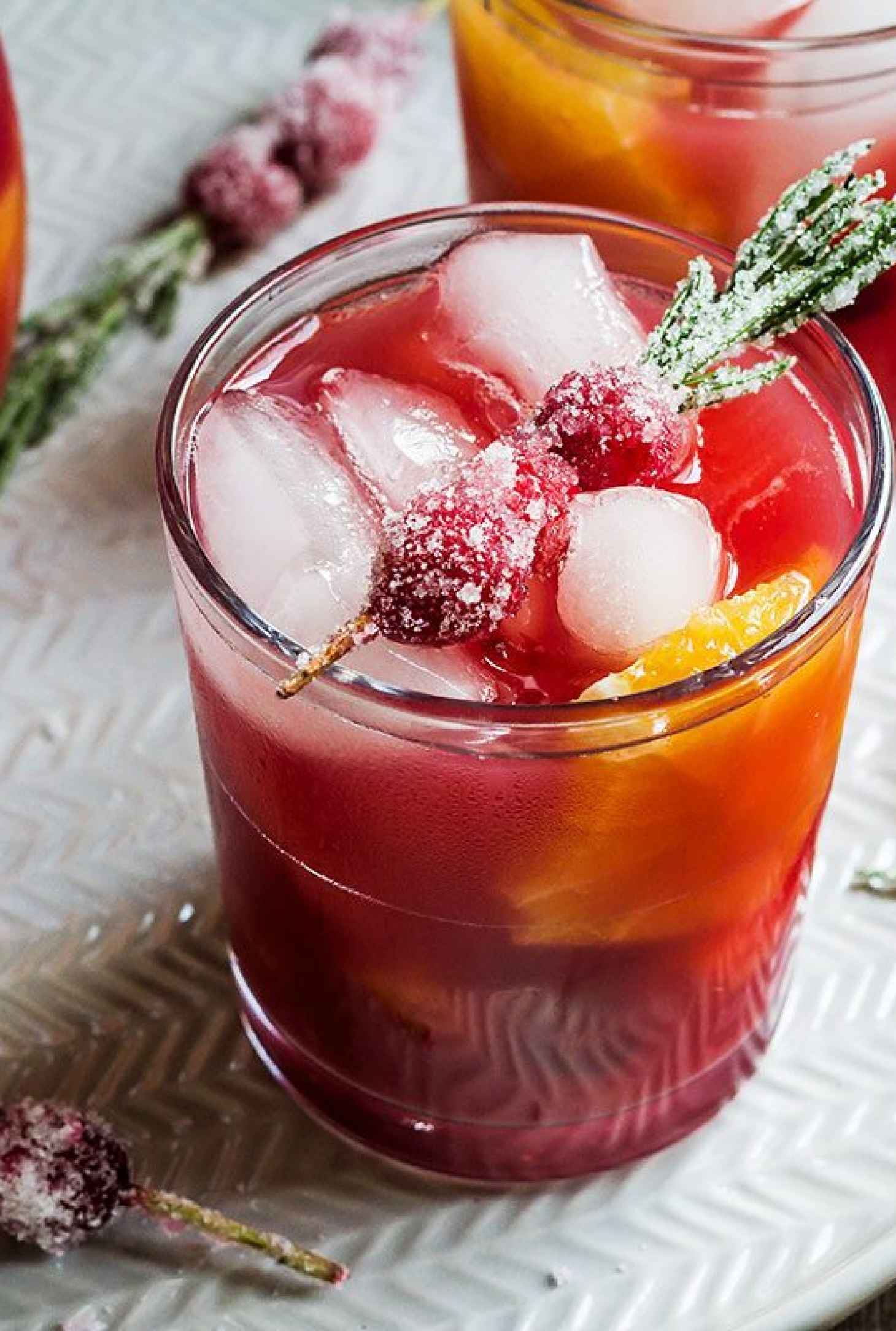 Cranberry Pineapple Sangria - #recipe by #eatwell101 - https://www.eatwell101.com/cranberry-pineapple-sangria