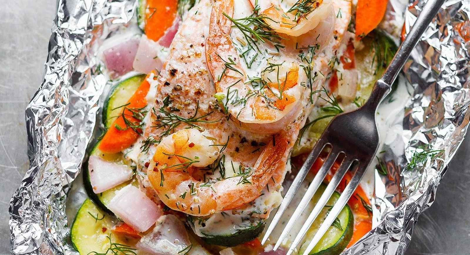Creamy Shrimp And Salmon Foil Packets Recipe Eatwell101