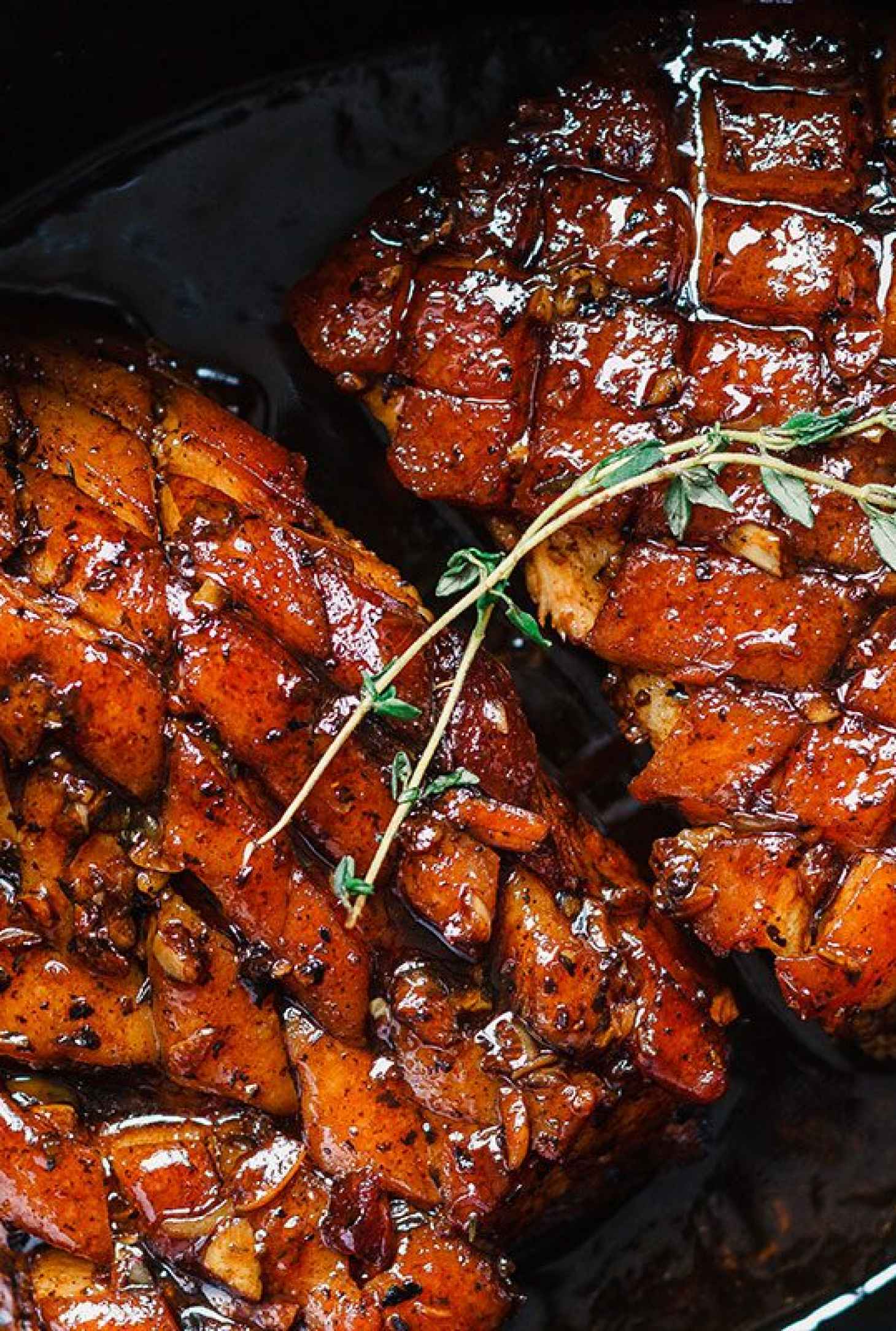 Slow Cooker Pork Belly with Honey Balsamic Glaze - #recipe by #eatwell101 - https://www.eatwell101.com/slow-cooker-pork-belly-recipe