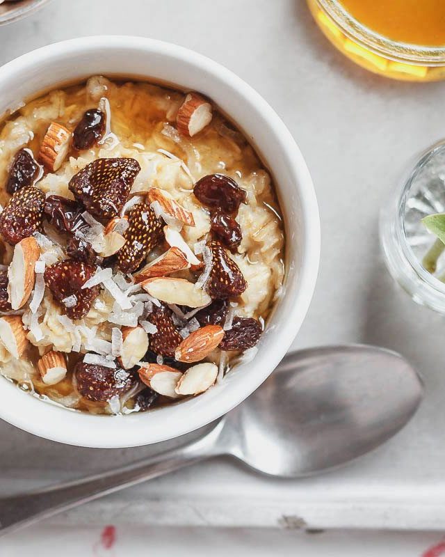 Cherry Almond Oatmeal - #recipe by #eatwell101 - https://www.eatwell101.com/cherry-almond-oatmeal-recipe