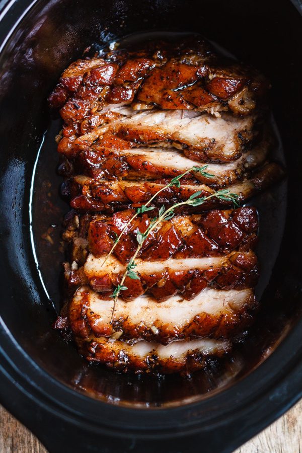 Slow Cooker Pork Belly with Honey Balsamic Glaze - #recipe by #eatwell101 - https://www.eatwell101.com/slow-cooker-pork-belly-recipe
