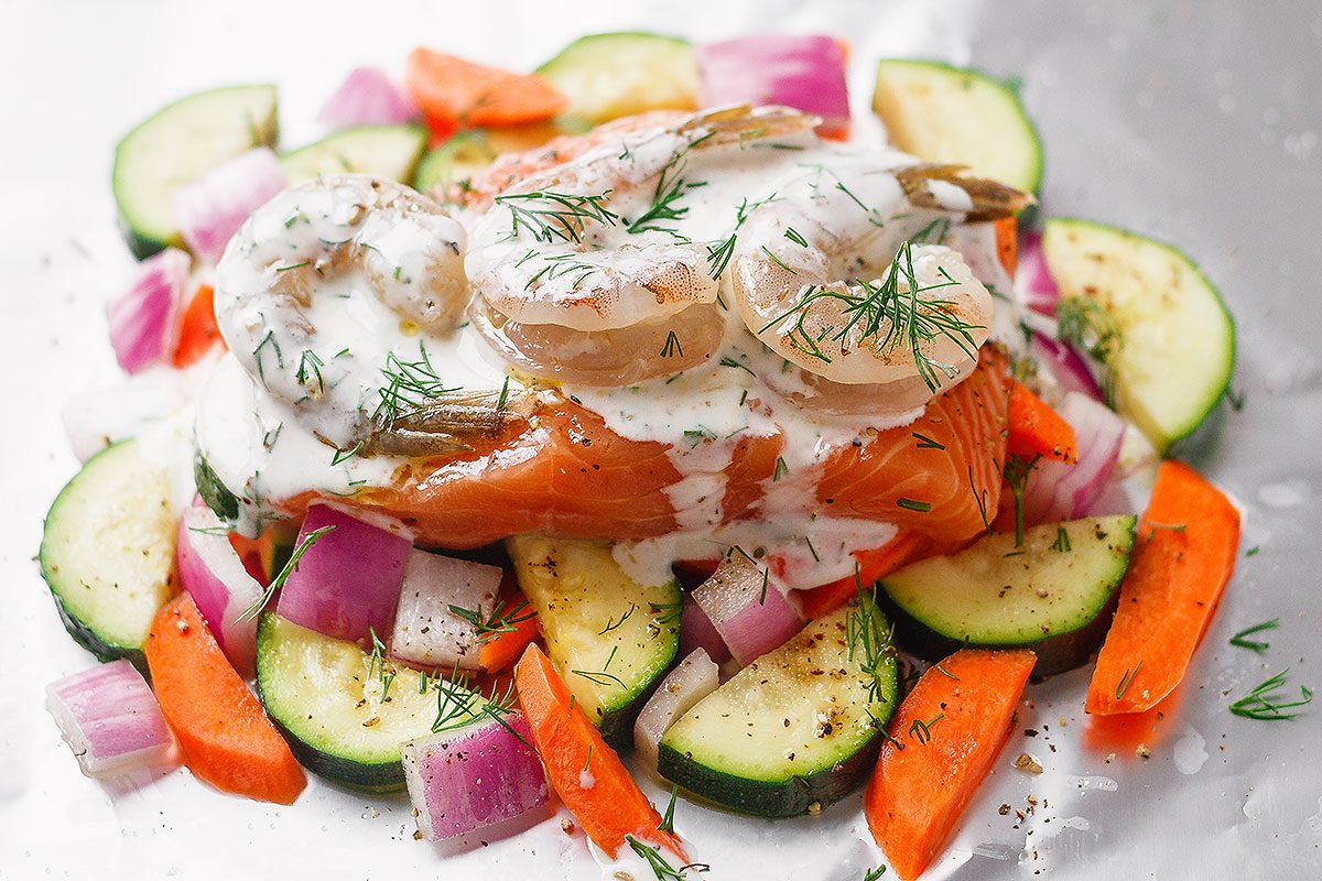Creamy Shrimp and Salmon Foil Packets - Healthy and Delicious, say hello to the easiest way to make salmon in foil packets!