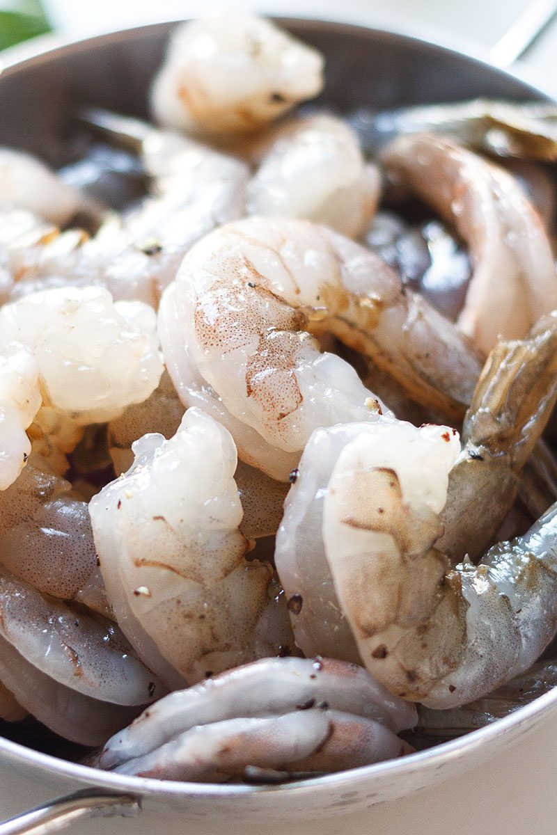 Shrimp Meal Prep - Quick, simple and nutritious, this shrimp and quinoa meal prep works great for easy lunches on the go.