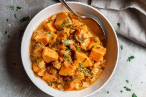 Cauliflower Sweet Potato Curry - A quick and comforting vegan dinner that's loaded with tender sweet potato and cauliflower.