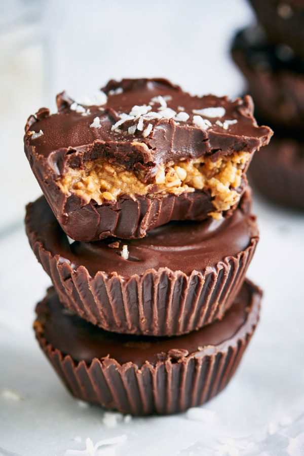 Almond Butter Coconut Cups - #recipe by #eatwell101 - https://www.eatwell101.com/almond-butter-cups-recipe