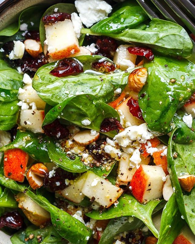 Apple Feta Spinach Salad - #recipe by #eatwell101 - https://www.eatwell101.com/spinach-salad-recipe