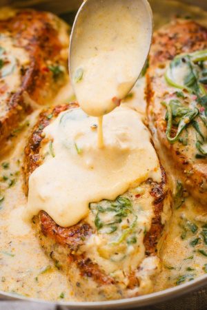 Creamy Garlic Pork Chops