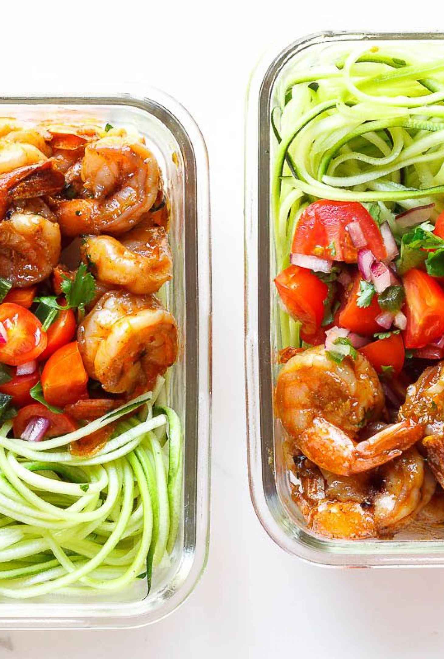 Shrimp Meal-Prep with Zucchini Noodles - #recipe by #eatwell101 - https://www.eatwell101.com/shrimp-zucchini-noodles-meal-prep