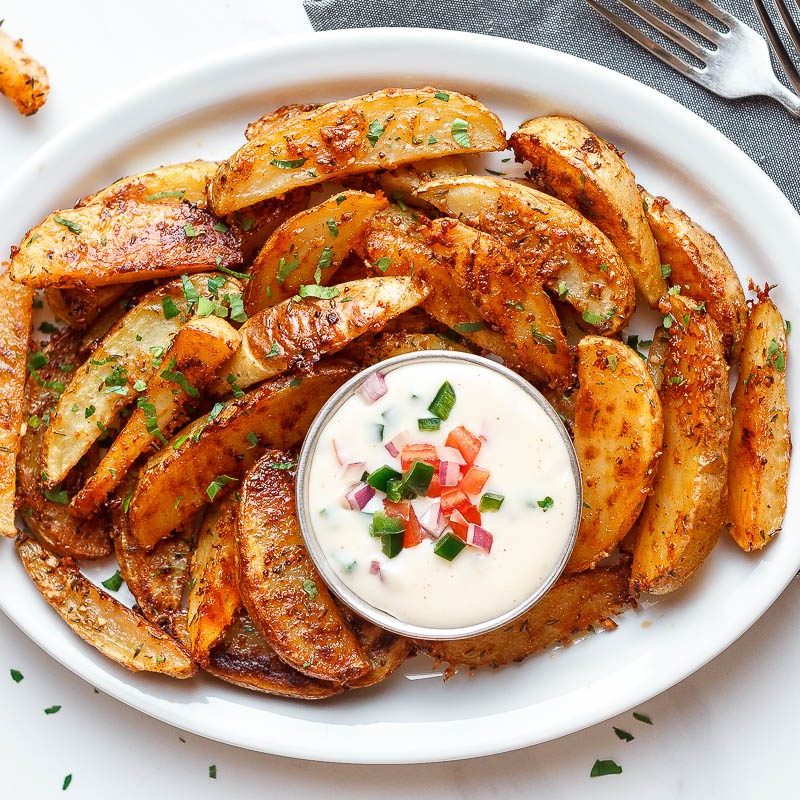 Baked Garlic Parmesan Potato Wedges Recipe — Eatwell101