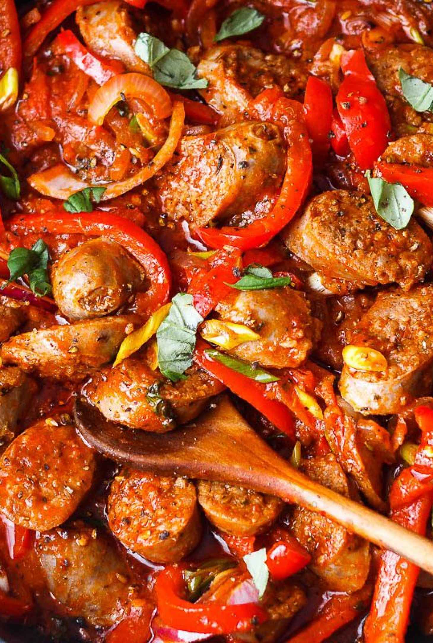 Italian Sausage and Peppers Skillet - #recipe by #eatwell101 - https://www.eatwell101.com/sausage-and-peppers-recipe
