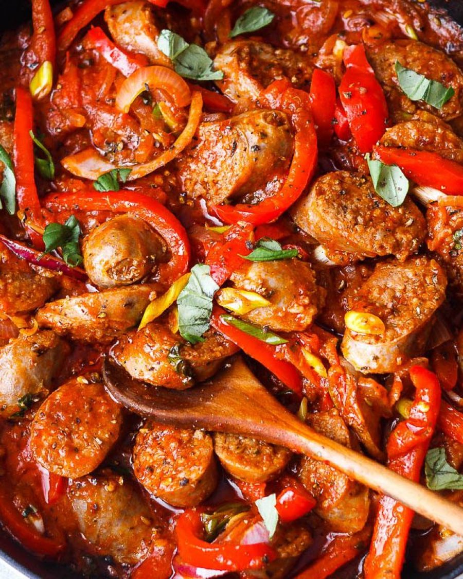 Italian Sausage and Peppers Skillet - #recipe by #eatwell101 - https://www.eatwell101.com/sausage-and-peppers-recipe