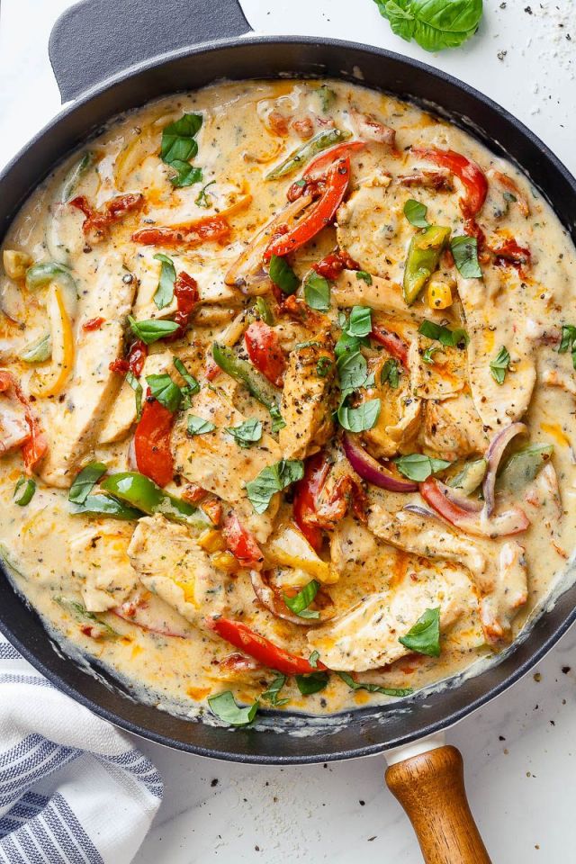 Creamy Garlic Pesto Chicken
