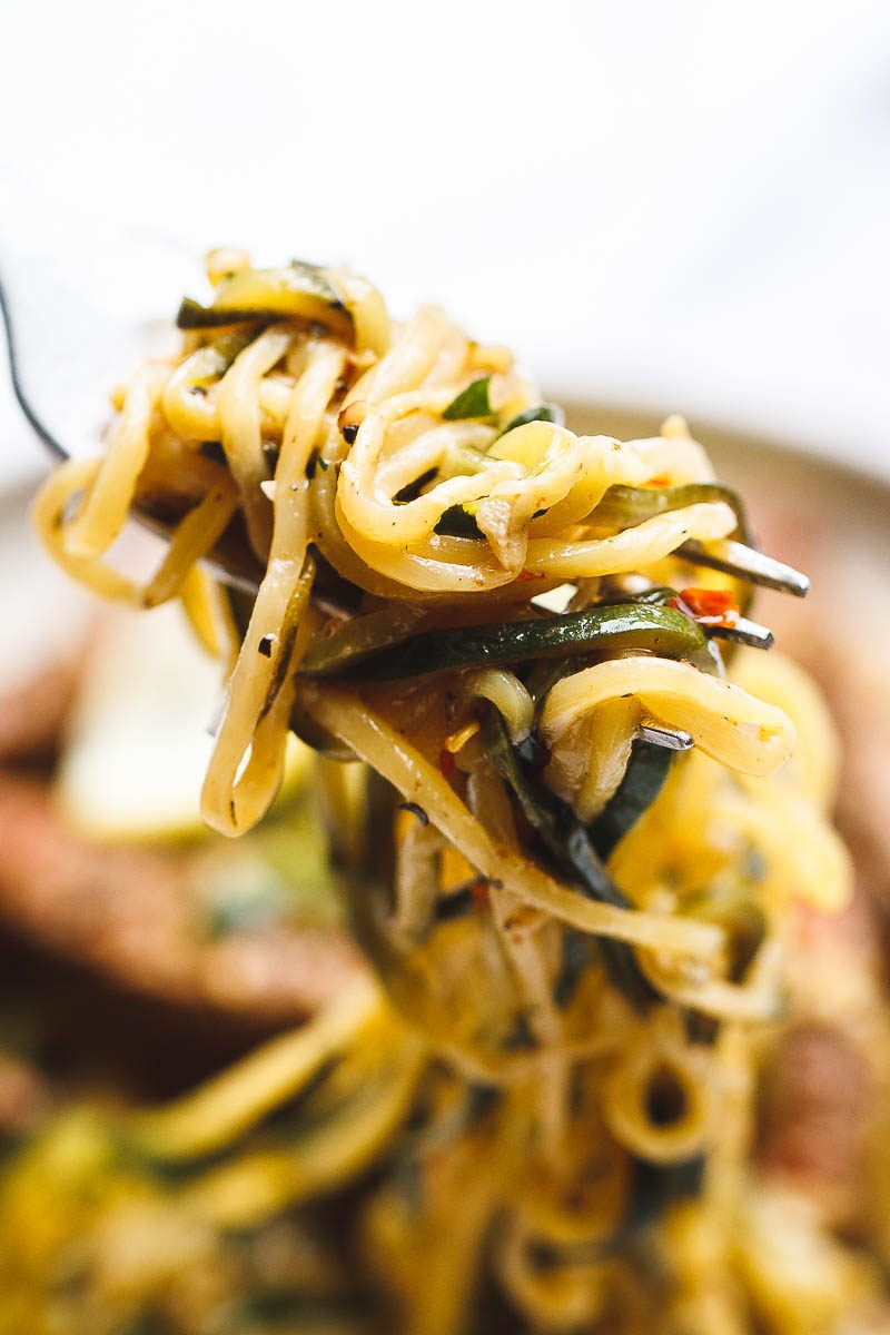 15-Minute Garlic Butter Steak with Zucchini Noodles — Delicious juicy marinated steak and zucchini noodles, so much flavor and nearly IMPOSSIBLE to mess up!