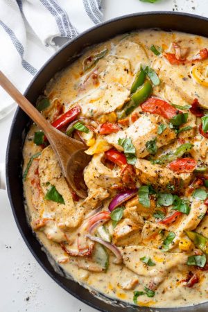 Creamy Garlic Pesto Chicken