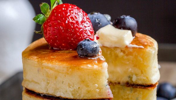 Lemon Blueberry Pancakes - #recipe by #eatwell101 - https://www.eatwell101.com/lemon-blueberry-pancakes-recipe