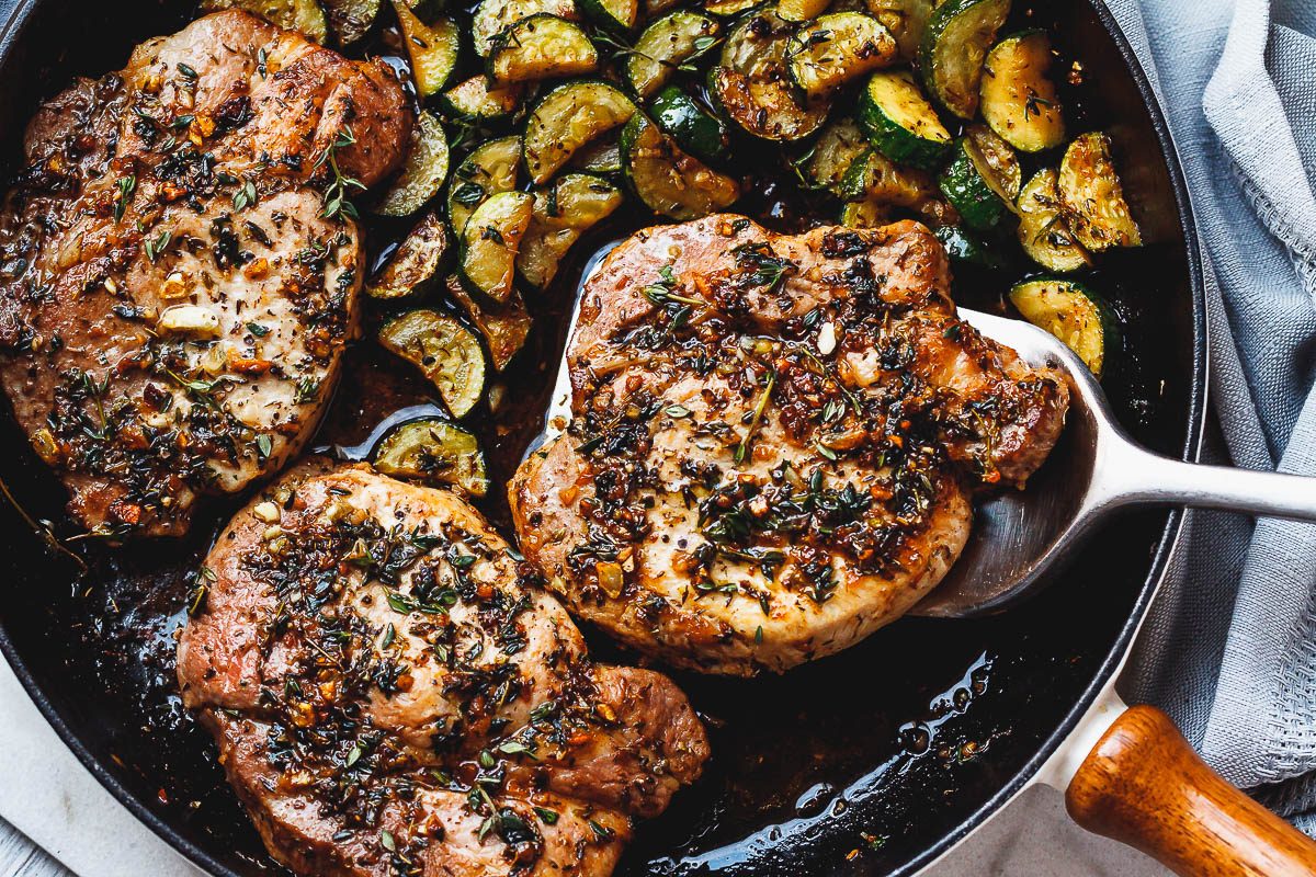 Garlic Butter Herb Pork Chops Recipe with Zucchini – Easy Pork Chops ...