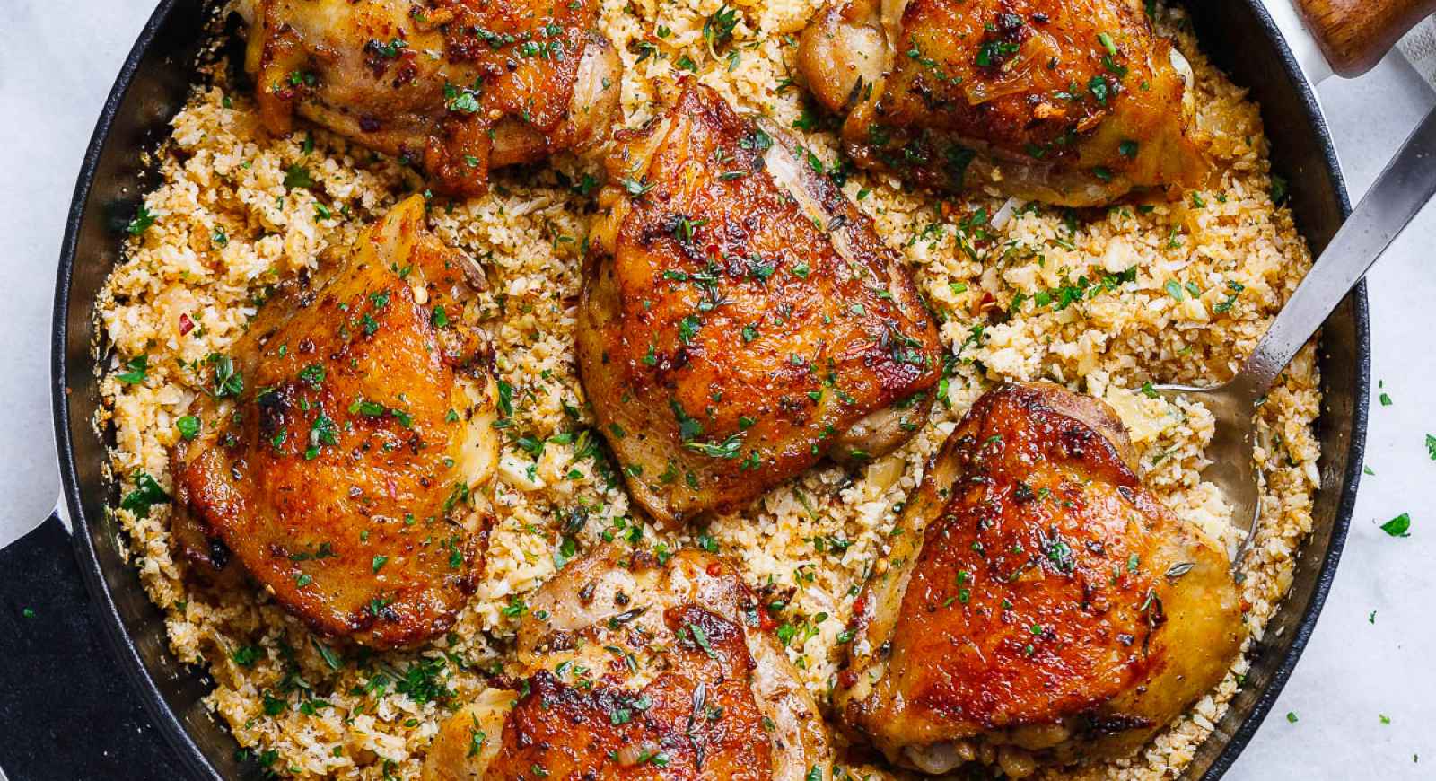 Buttery Garlic Herb Chicken And Lemon Cauliflower Rice Eatwell101