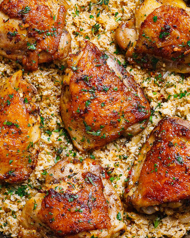 Buttery Garlic Herb Chicken and Lemon Parmesan Cauliflower Rice - #recipe by #eatwell101 - https://www.eatwell101.com/garlic-herb-chicken-and-lemon-cauliflower-rice