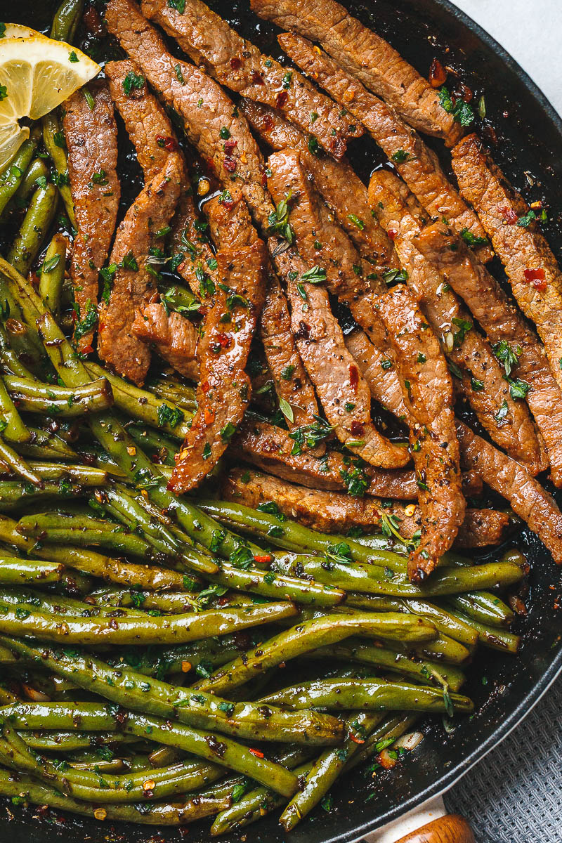 Garlic Butter Steak and Lemon Green Beans Skillet - So addicting! The flavor combination of this quick and easy one pan dinner is spot on!