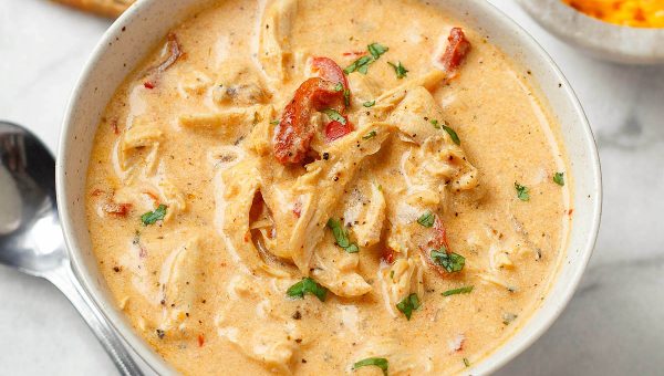 Instant Pot Creamy Chicken Soup - #recipe by #eatwell101 - https://www.eatwell101.com/instant-pot-creamy-chicken-soup-recipe