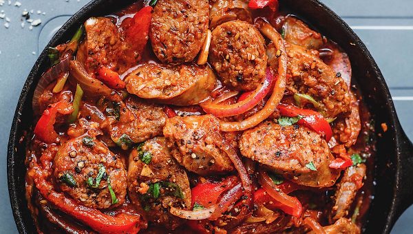 Italian Sausage Vegetable Skillet - #recipe by #eatwell101 - https://www.eatwell101.com/italian-sausage-vegetable-skillet-recipe