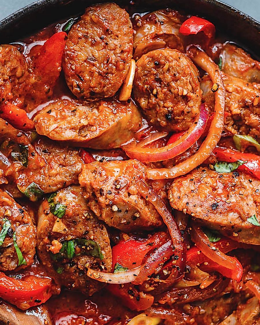 Italian Sausage Vegetable Skillet - #recipe by #eatwell101 - https://www.eatwell101.com/italian-sausage-vegetable-skillet-recipe
