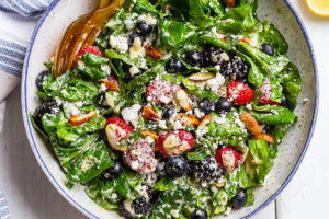 Mixed Berries Spinach Salad Recipe - A fresh Berry Feta spinach salad that’s simple, healthy and SO delicious!
