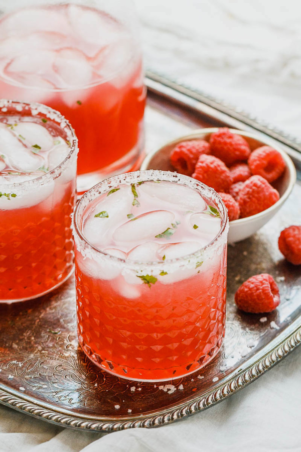 Raspberry Basil Margarita - #recipe by #eatwell101 - https://www.eatwell101.com/raspberry-basil-margarita-cocktail-recipe