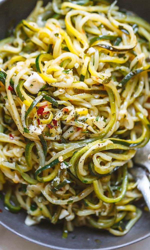 Lemon Garlic Butter Zucchini Noodles