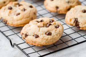 Chocolate Chip Cookies {Low Carb, Keto, Paleo}