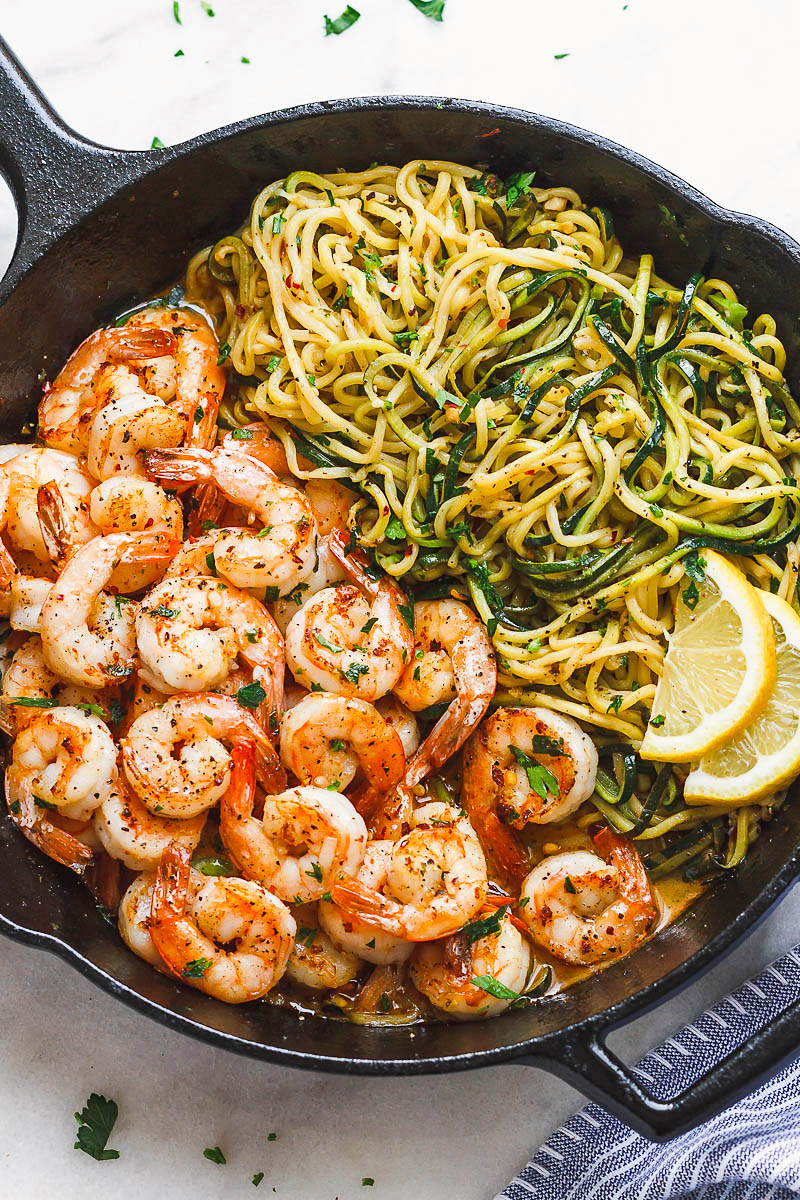 10-Minute Lemon Garlic Butter Shrimp with Zucchini Noodles -  #eatwell101 #recipe This fantastic meal cooks in one skillet in just 10 minutes. #Shrimp #Zucchini #Noodles #Low-carb, #paleo, #keto, and #gluten-free.