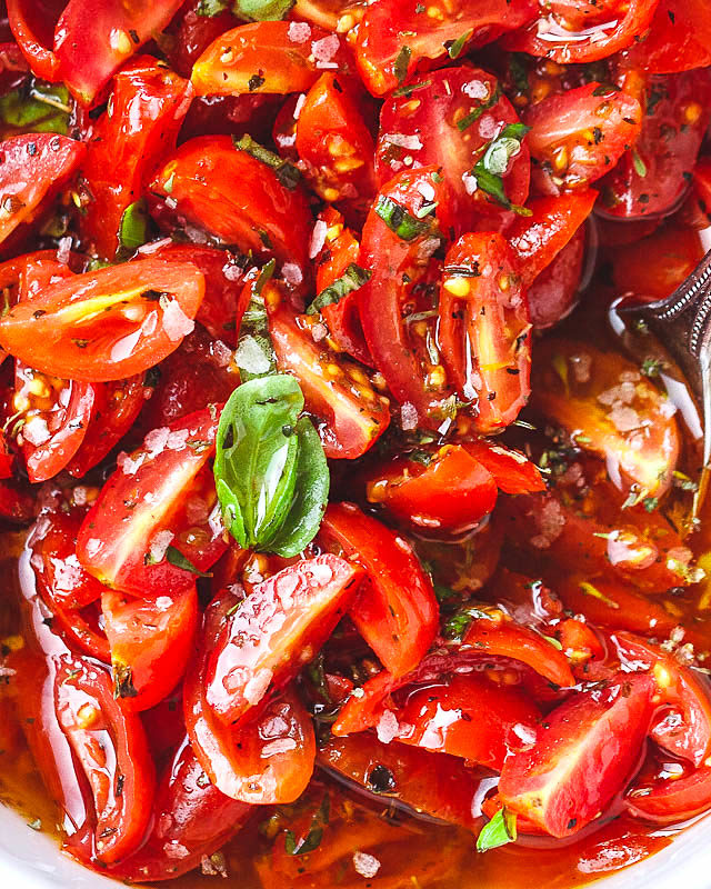 Marinated Cherry Tomato Salad - #recipe by #eatwell101 - https://www.eatwell101.com/marinated-cherry-tomato-salad-recipe