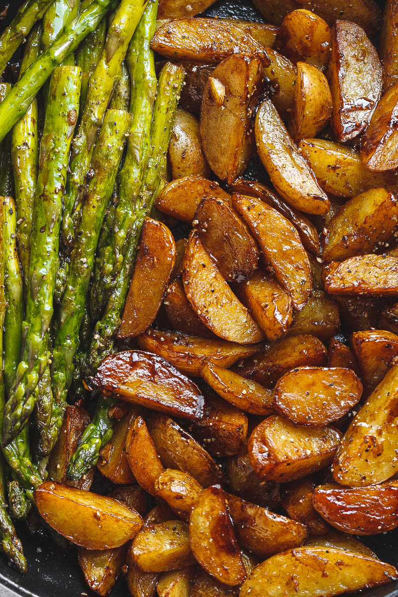 Garlic Balsamic Baby Potatoes With Asparagus - A gorgeous, flavorful side dish that makes an easy addition to any grilled meat.