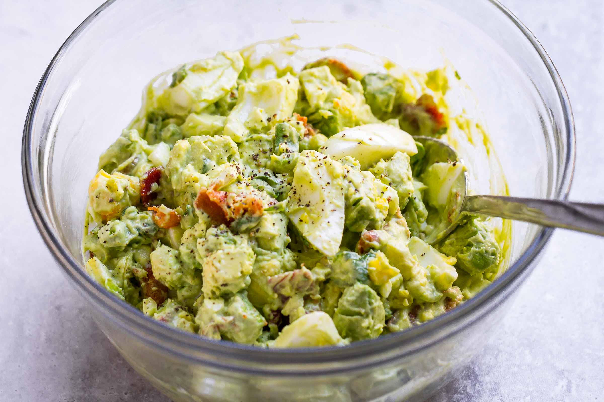 Creamy Avocado Egg Salad with Crispy Bacon