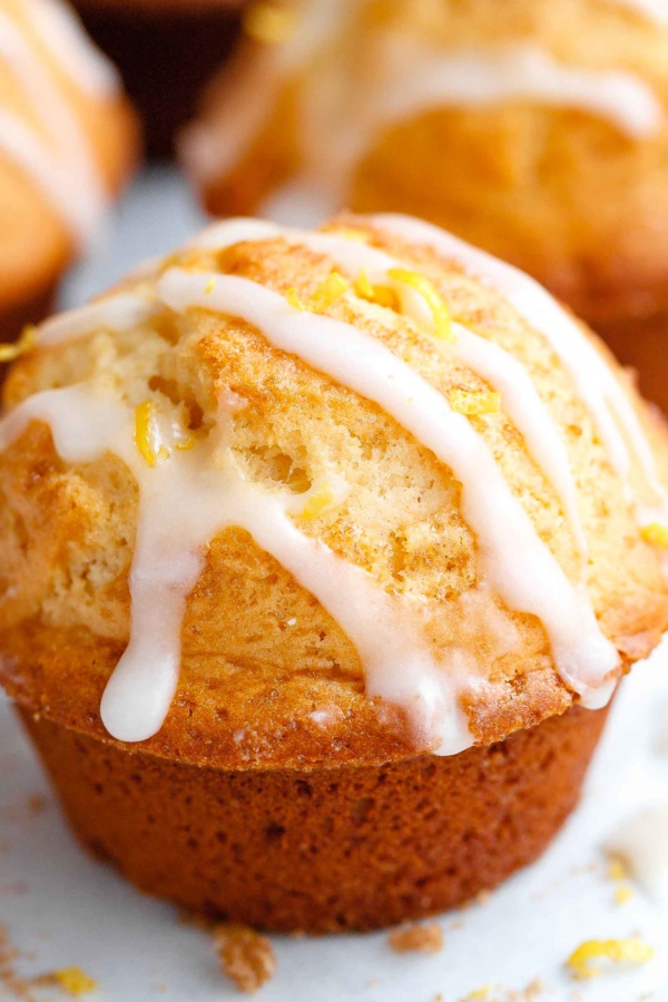 Brown Butter Lemon Muffins - #recipe by #eatwell101 - https://www.eatwell101.com/brown-butter-lemon-muffins-recipe