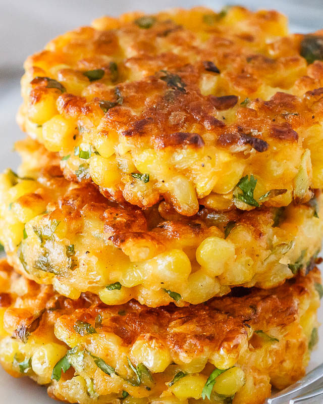 Cheesy Corn Fritters - #recipe by #eatwell101 - https://www.eatwell101.com/corn-fritters-recipe